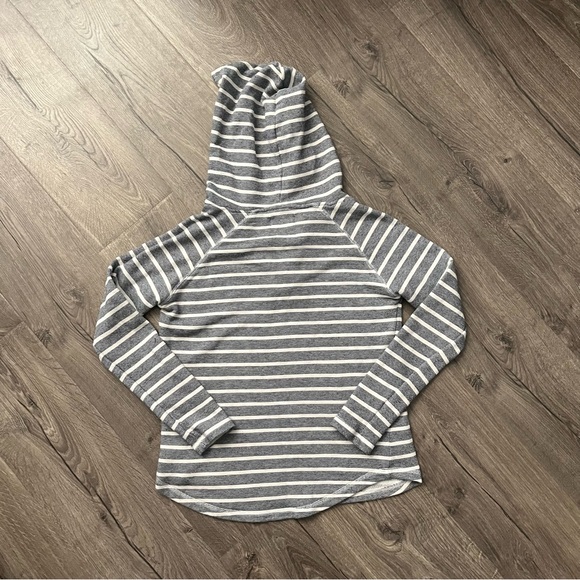 BLUE BAY San Diego Striped Pullover Hoodie Sweater Size Small - Picture 5 of 5
